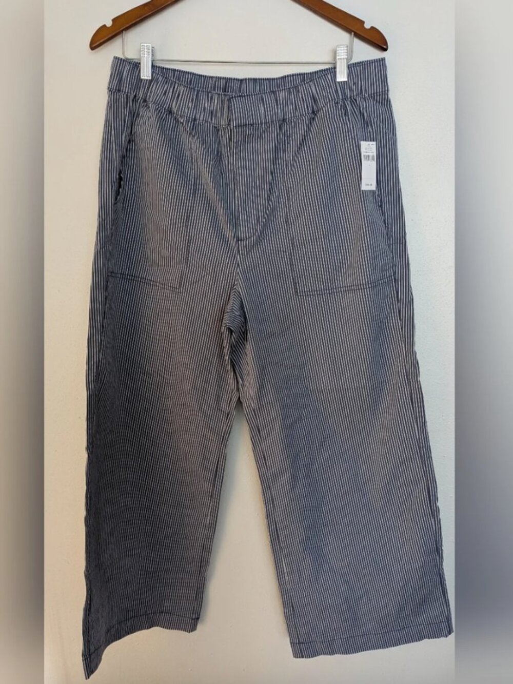 GAP High Rise Easy Wide-Leg Striped Khaki Pant - Picture 3 of 7